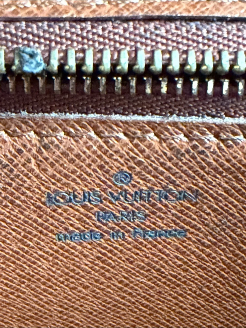 Louis Vuitton Monogram Bordeaux crossbody 🤎 - Picture 9 of 14